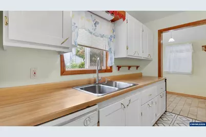 1118 Park Av NE, Salem, OR 97301 - Photo 15