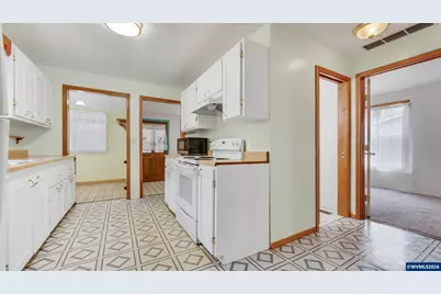 1118 Park Av NE, Salem, OR 97301 - Photo 11