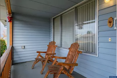 474 E Clackamas Cir, Woodburn, OR 97071 - Photo 5