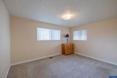 474 E Clackamas Cir, Woodburn, OR 97071 - Photo 35