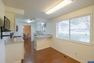 474 E Clackamas Cir, Woodburn, OR 97071 - Photo 23