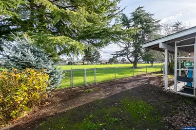 474 E Clackamas Cir, Woodburn, OR 97071 - Photo 37