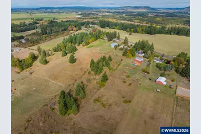 40200 Providence Dr, Scio, OR 97374 - Photo 33