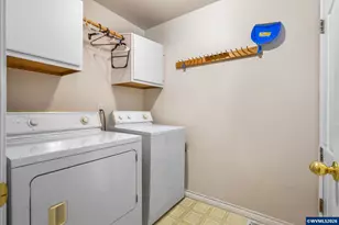 400 Hickory Ct, Lyons, OR 97358 - Photo 11