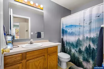 400 Hickory Ct, Lyons, OR 97358 - Photo 17