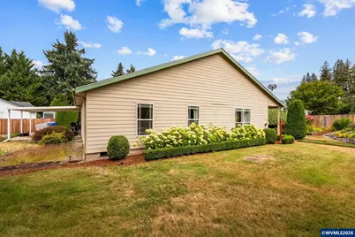 400 Hickory Ct, Lyons, OR 97358 - Photo 29