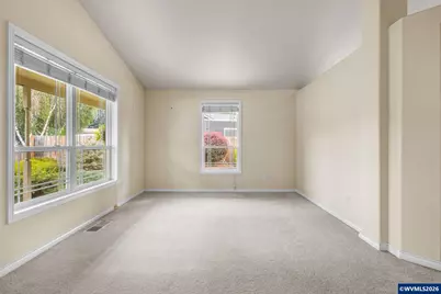 400 Hickory Ct, Lyons, OR 97358 - Photo 5