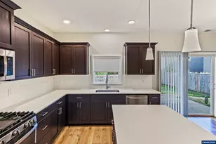 7177 SE Sarah Dr, Corvallis, OR 97330 - Photo 17