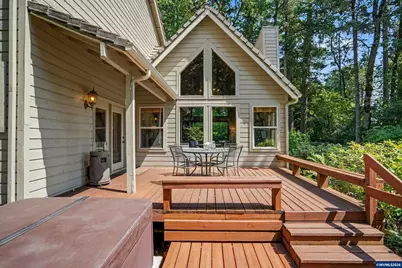 8930 NW Lorri Pl, Corvallis, OR 97330 - Photo 37