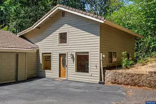 8930 NW Lorri Pl, Corvallis, OR 97330 - Photo 3