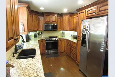 360 Cindy Ln NW, Mount Angel, OR 97362 - Photo 13