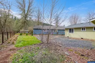 2990 Harding Ct, Sweet Home, OR 97386 - Photo 35