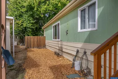 300 SE Goodnight #7 Av, Corvallis, OR 97333 - Photo 3
