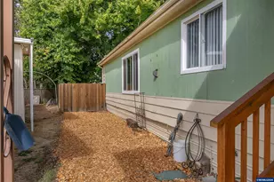 300 SE Goodnight #7 Av, Corvallis, OR 97333 - Photo 3