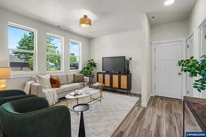 1511 11th St, Dallas, OR 97338 - Photo 3