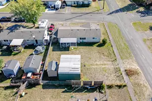 885 W Carolina St, Lebanon, OR 97355 - Photo 25