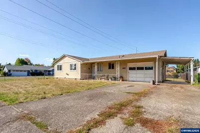 885 W Carolina St, Lebanon, OR 97355 - Photo 1