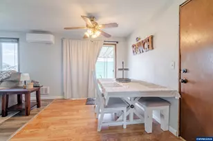 885 W Carolina St, Lebanon, OR 97355 - Photo 9