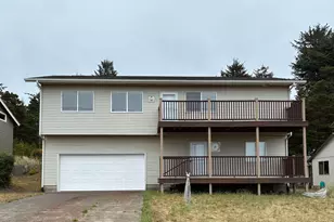 2701 NW Parker Ave, Waldport, OR 97394 - Photo 1