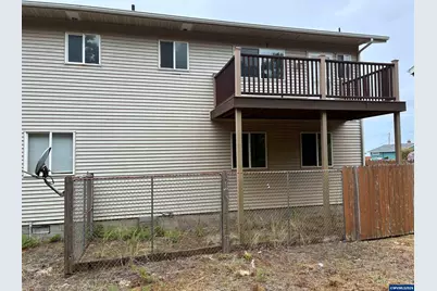 2701 NW Parker Av, Waldport, OR 97394 - Photo 11