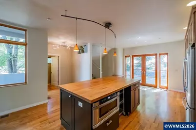 1892 Cousteau Lp SE, Salem, OR 97302 - Photo 9