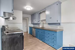 900 Cascade Dr NW, Salem, OR 97304 - Photo 11