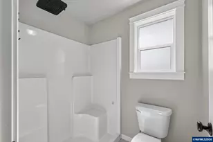 379 NW Denton Ave, Dallas, OR 97338 - Photo 27
