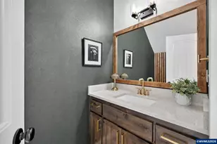 379 NW Denton Ave, Dallas, OR 97338 - Photo 21