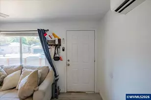 690 24th St SE, Salem, OR 97301 - Photo 9
