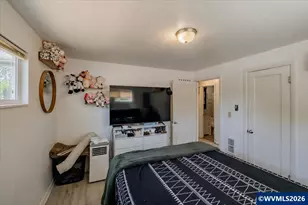690 24th St SE, Salem, OR 97301 - Photo 15