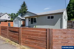 690 24th St SE, Salem, OR 97301 - Photo 3