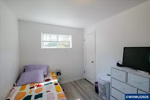 690 24th St SE, Salem, OR 97301 - Photo 23