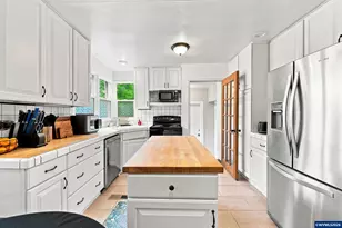 1010 Electric Ave SE, Salem, OR 97302 - Photo 11
