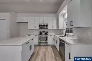 5914 Mooseberry St SE, Salem, OR 97306 - Photo 9