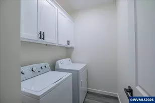 538 S 7th St, Independence, OR 97351 - Photo 33