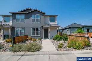 538 S 7th St, Independence, OR 97351 - Photo 1
