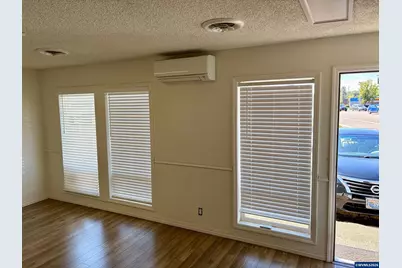 5044 Commercial St SE, Salem, OR 97306 - Photo 7