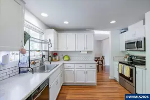 1653 S 6th St, Independence, OR 97351 - Photo 11