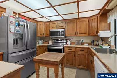 1673 Princeton Rd, Woodburn, OR 97071 - Photo 15