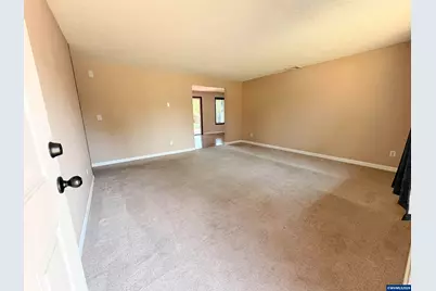 1583 NW Forestgreen Av, Corvallis, OR 97330 - Photo 7