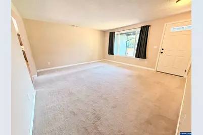 1583 NW Forestgreen Av, Corvallis, OR 97330 - Photo 9