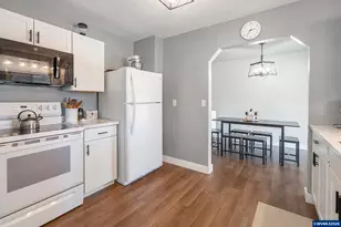 2330 E Ellendale Ave, Dallas, OR 97338 - Photo 13