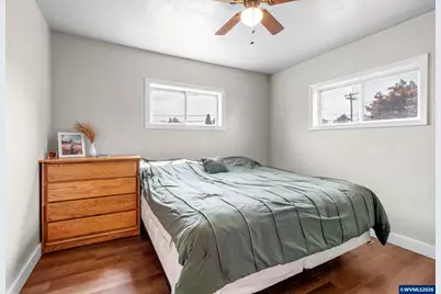 2330 E Ellendale Av, Dallas, OR 97338 - Photo 15
