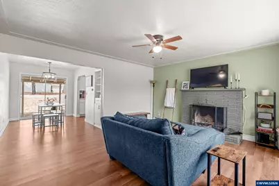2330 E Ellendale Av, Dallas, OR 97338 - Photo 3