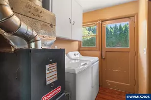 940 Johnson St, Woodburn, OR 97071 - Photo 21