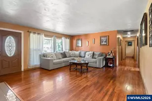940 Johnson St, Woodburn, OR 97071 - Photo 7