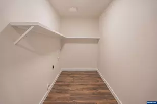 40972 Hwy 228, Sweet Home, OR 97386 - Photo 31