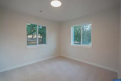 40972 Highway 228, Sweet Home, OR 97386 - Photo 21