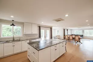 7500 Spring Valley Rd NW, Salem, OR 97304 - Photo 15