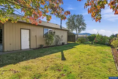 2658 S 12th St, Lebanon, OR 97355 - Photo 35